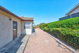 6734 Sunny Brae Dr, San Diego, CA 92119 - Photo 20