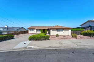 6734 Sunny Brae Dr, San Diego, CA 92119 - Photo 2