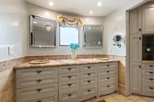 7964 Prospect Pl, La Jolla, CA 92037 - Photo 56