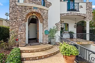 7964 Prospect Pl, La Jolla, CA 92037 - Photo 2