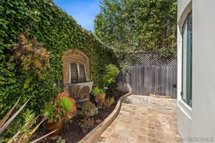 7964 Prospect Pl, La Jolla, CA 92037 - Photo 22