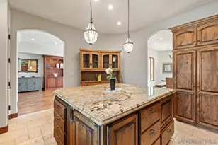 7964 Prospect Pl, La Jolla, CA 92037 - Photo 26