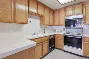 5645 Friars Rd, San Diego, CA 92110 - Photo 12
