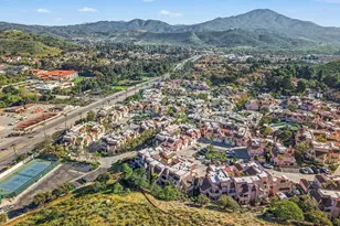 12090 Calle De Montana, El Cajon, CA 92019 - Photo 32