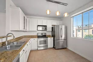 3830 Elijah Ct, San Diego, CA 92130 - Photo 8