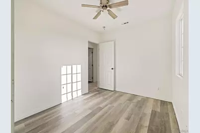  330 Willie James Jones Ave, San Diego, CA 92102 - Photo 14