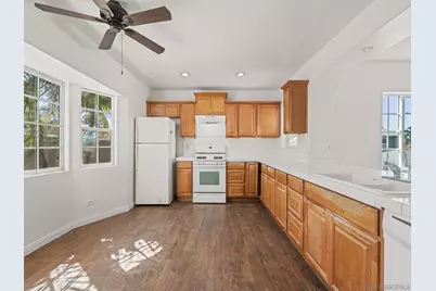  330 Willie James Jones Ave, San Diego, CA 92102 - Photo 6