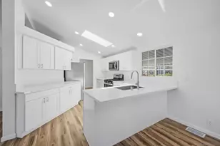 2550 E Valley Parkway, Escondido, CA 92027 - Photo 4