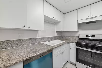  4930 W Point Loma Blvd, San Diego, CA 92107 - Photo 24