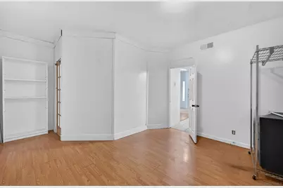  4930 W Point Loma Blvd, San Diego, CA 92107 - Photo 26