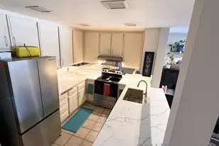 10400 Caminito Cuervo, San Diego, CA 92108 - Photo 2