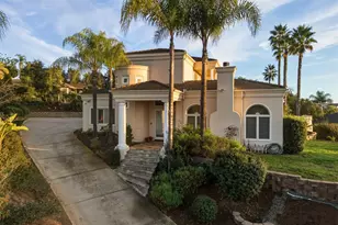 2464 Canyon Creek Rd, Escondido, CA 92025 - Photo 2