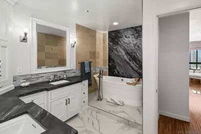  700 Front St #1303, San Diego, CA 92101 - Photo 22