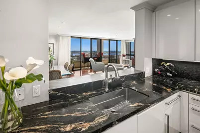  700 Front St #1303, San Diego, CA 92101 - Photo 4