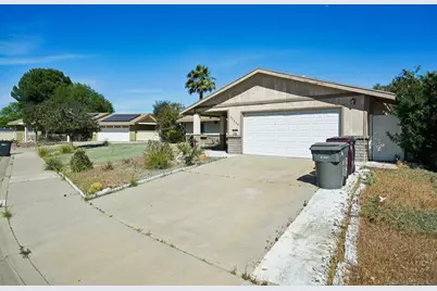 27920 Lexington Court, Menifee, CA 92586 - Photo 4