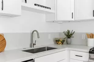 2835 Deerpark Dr, San Diego, CA 92110 - Photo 24