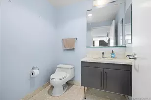 321 Tenth Ave, San Diego, CA 92101 - Photo 16