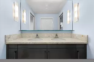 321 Tenth Ave, San Diego, CA 92101 - Photo 12