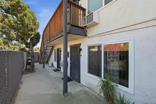 329 N Pico Ave, Fallbrook, CA 92028 - Photo 6