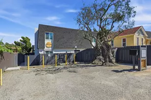 329 N Pico Ave, Fallbrook, CA 92028 - Photo 2