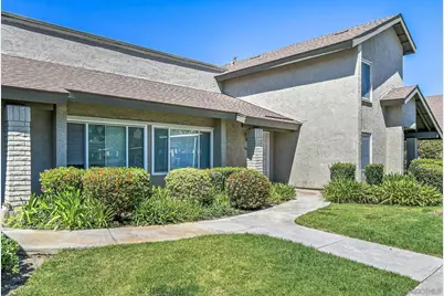  10818 Lamentin Ct, San Diego, CA 92124 - Photo 2