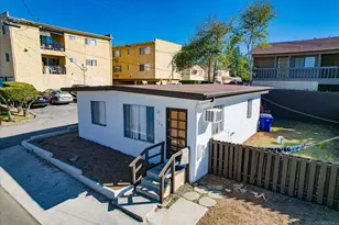 537 De Luz Rd, Fallbrook, CA 92028 - Photo 4
