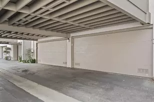 8490 Via Sonoma, La Jolla, CA 92037 - Photo 32