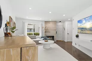 8490 Via Sonoma, La Jolla, CA 92037 - Photo 8