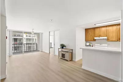  727 Sapphire St #301, San Diego, CA 92109 - Photo 8