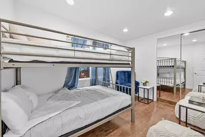  4825 W Point Loma, San Diego, CA 92107 - Photo 16