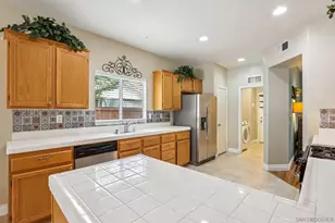 37829 Rainbow Dr, Murrieta, CA 92563 - Photo 12