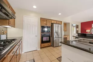 3204 Meadow Creek, Escondido, CA 92027 - Photo 18