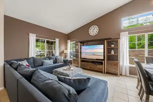 3204 Meadow Creek, Escondido, CA 92027 - Photo 6