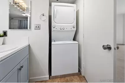  550 15th St #401, San Diego, CA 92101 - Photo 22