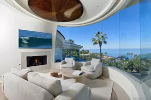 7455 Hillside Dr, La Jolla, CA 92037 - Photo 4