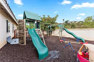 1464 Owen Dr, Chula Vista, CA 91911 - Photo 32