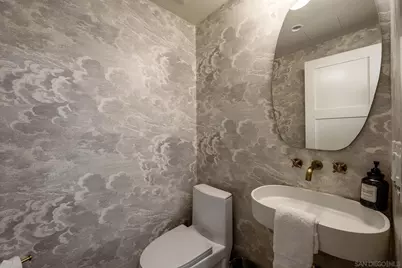  2124 San Clemente, San Diego, CA 92107 - Photo 14