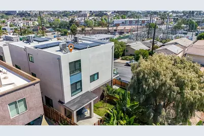  2124 San Clemente, San Diego, CA 92107 - Photo 36
