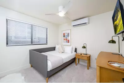  2124 San Clemente, San Diego, CA 92107 - Photo 18