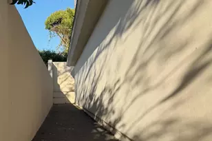 2143 Deerpark Dr, San Diego, CA 92110 - Photo 24