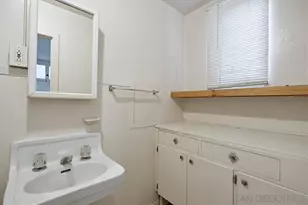 2421 Brant St, San Diego, CA 92101 - Photo 30