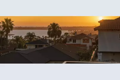  2875 Fallbrook Ln, San Diego, CA 92117 - Photo 14