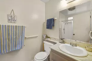 1014 E Bel Air Dr, Vista, CA 92084 - Photo 8