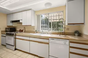 1014 E Bel Air Dr, Vista, CA 92084 - Photo 20