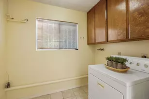 1014 E Bel Air Dr, Vista, CA 92084 - Photo 22