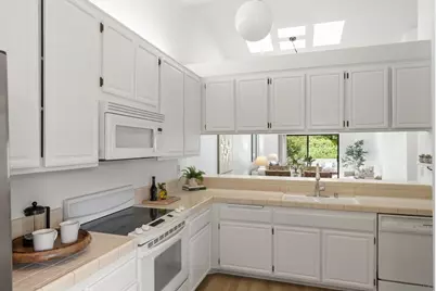  18011 Avenida Alozdra, San Diego, CA 92128 - Photo 14