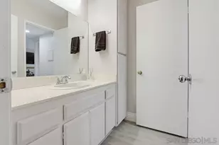 9418 Twin Trails Dr, San Diego, CA 92129 - Photo 20