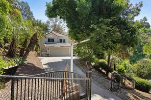 2277 Dunstan, Oceanside, CA 92054 - Photo 2