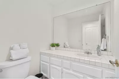  5117 Renaissance Ave #D, San Diego, CA 92122 - Photo 24