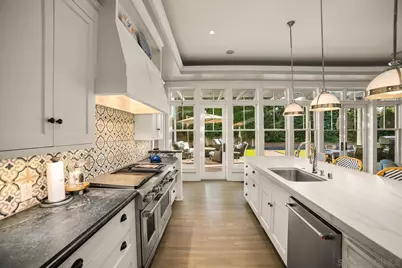  820 Glorietta Blvd, Coronado, CA 92118 - Photo 16